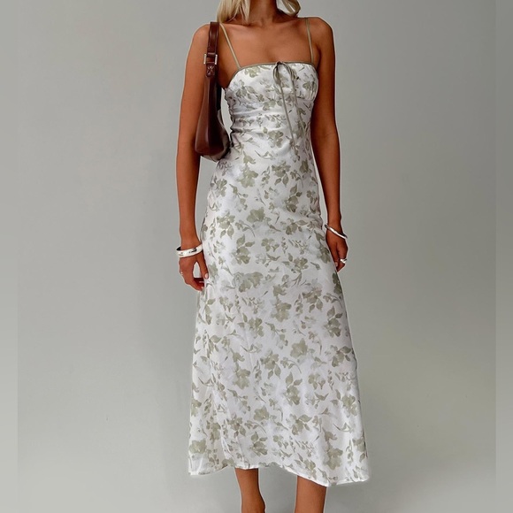 Princess Polly Dresses & Skirts - Princess Polly Vasiliki Strapless White Floral Dress